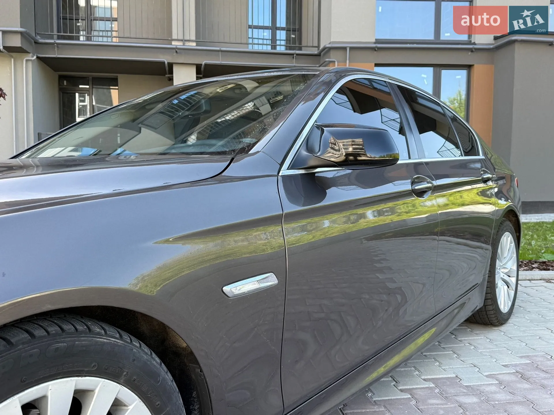2010 BMW 5er - мініатюра 5