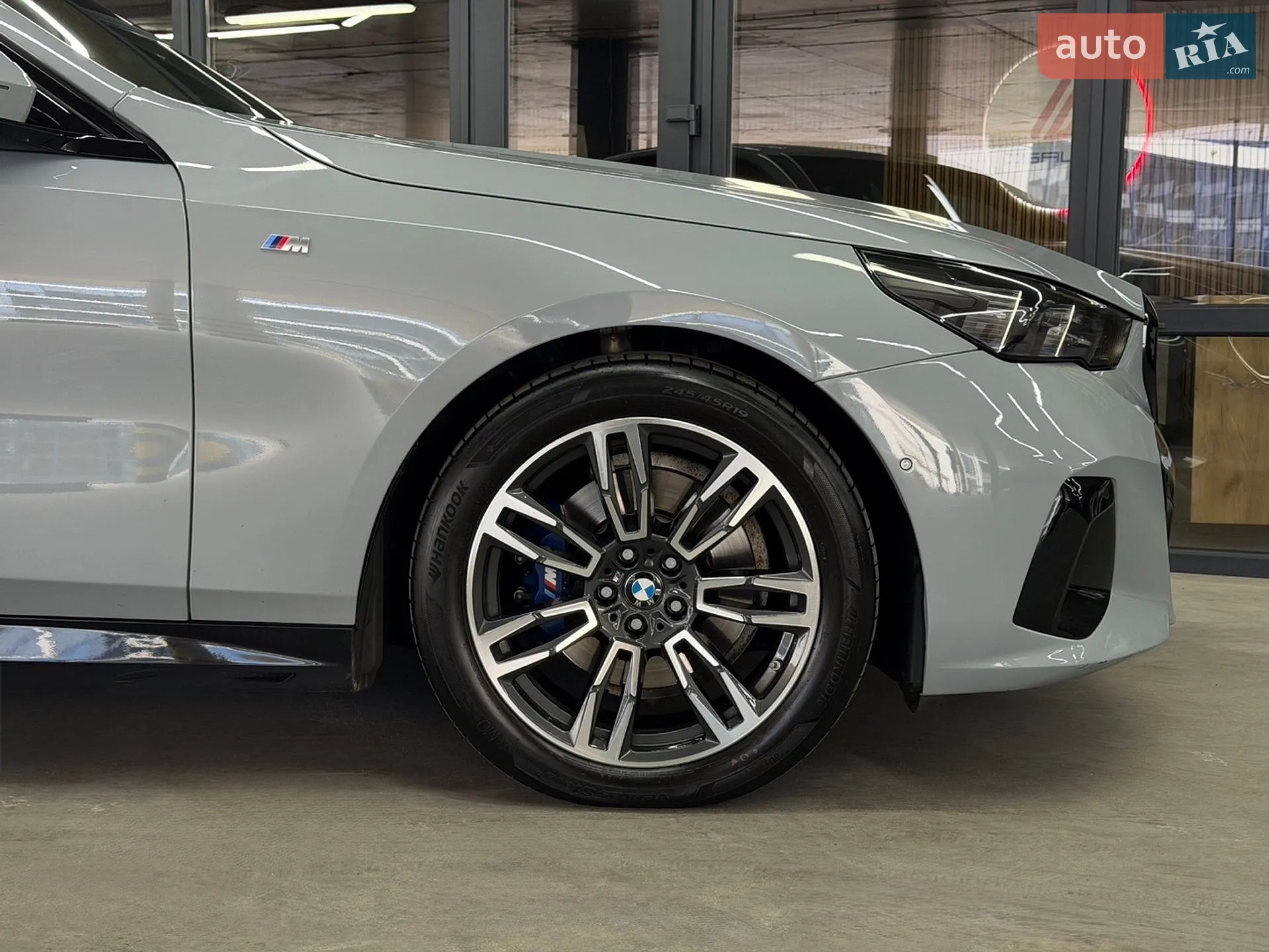 2024 BMW 5er - мініатюра 5