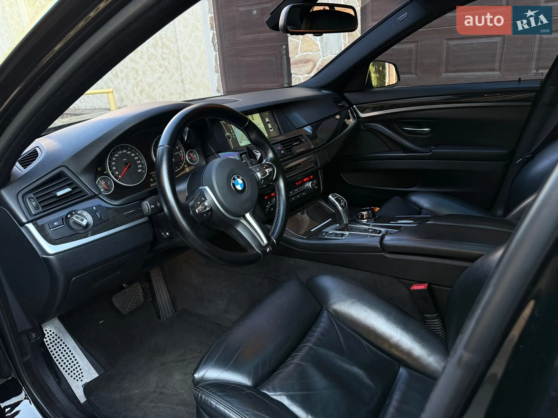 2012 BMW 5er - мініатюра 13