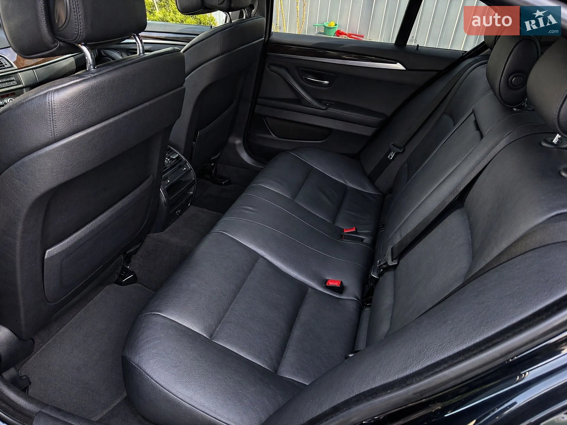 2012 BMW 5er - мініатюра 11