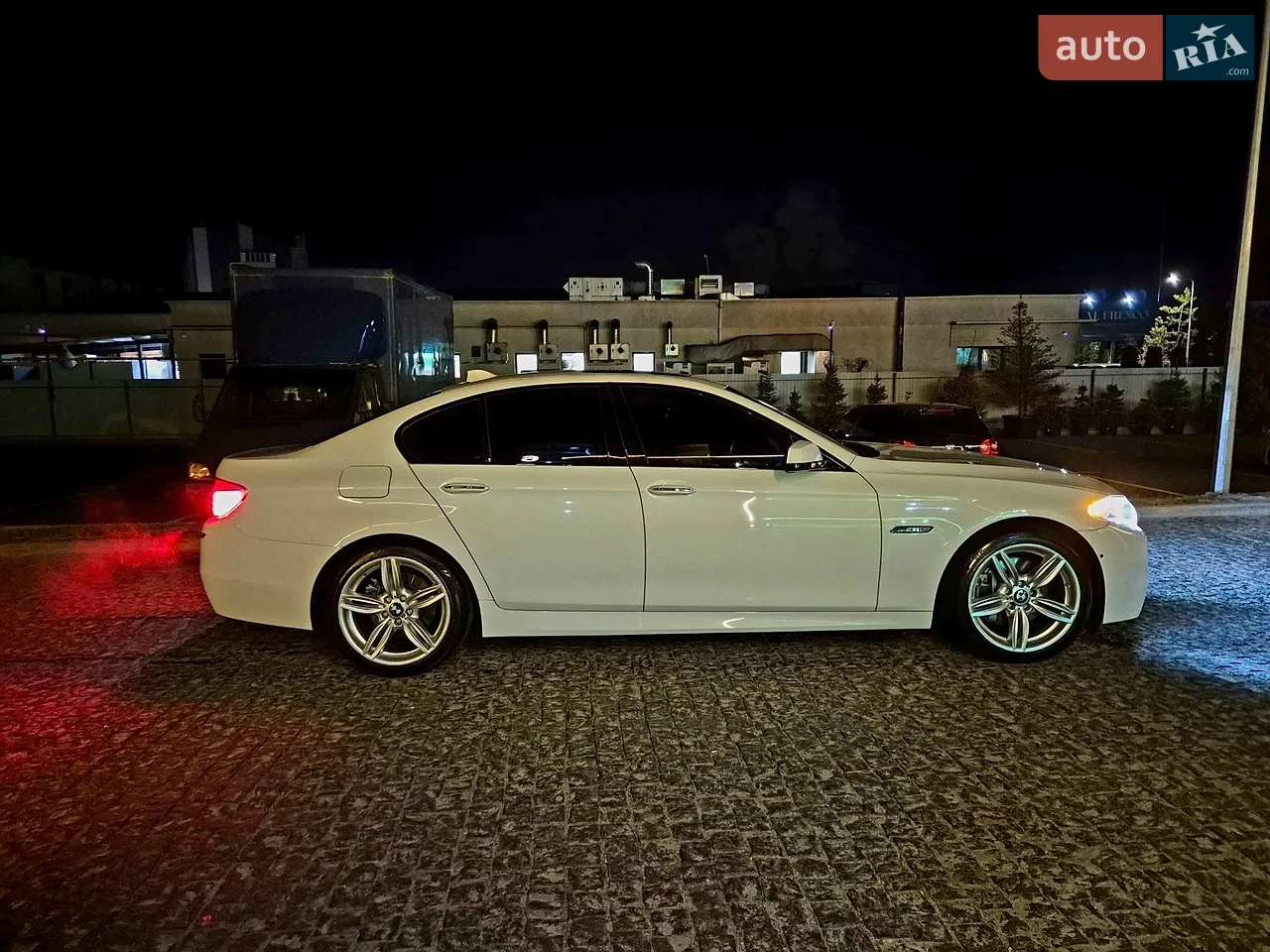 2012 BMW 5er - мініатюра 17