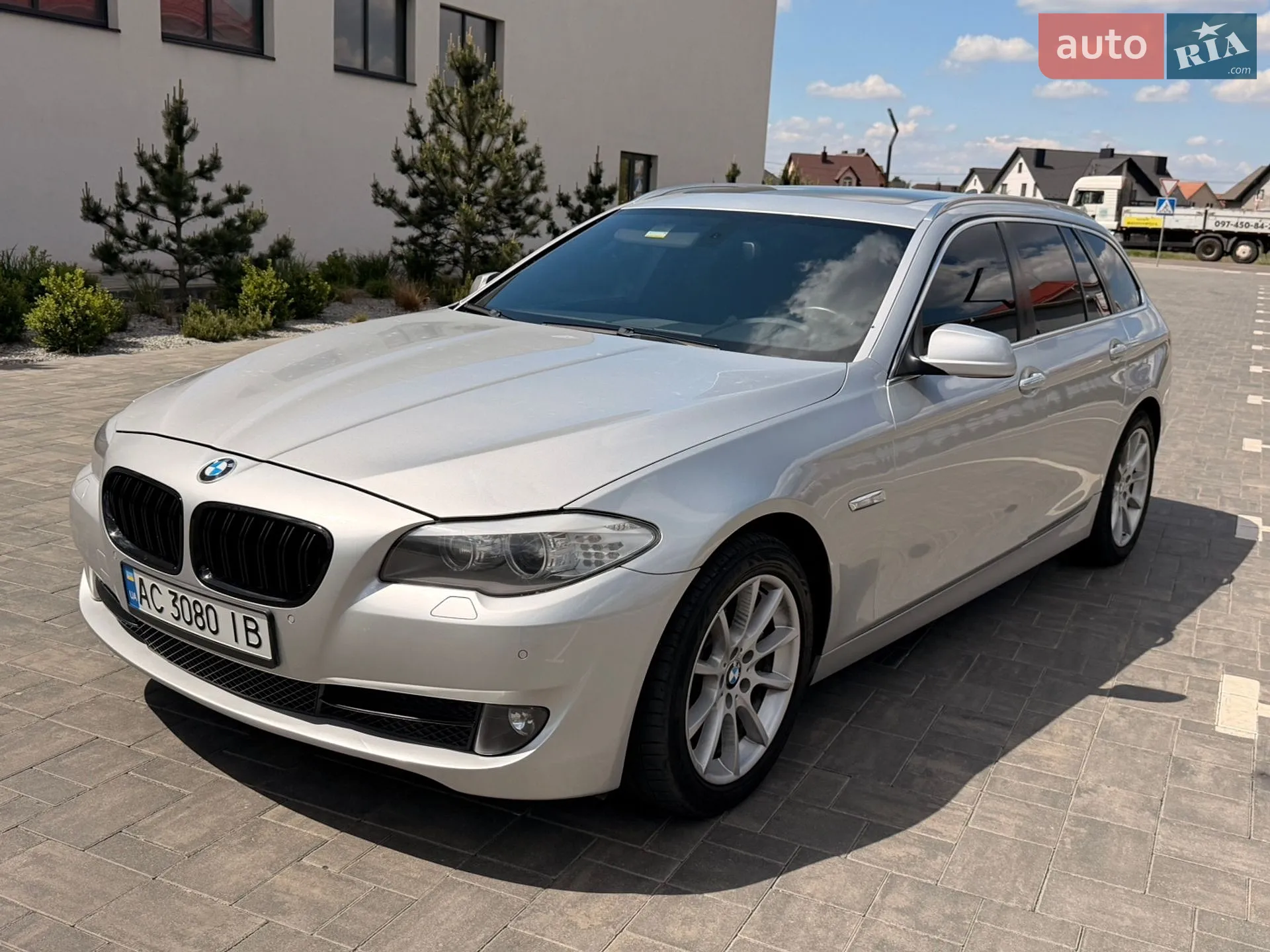 2012 BMW 5er - мініатюра 5