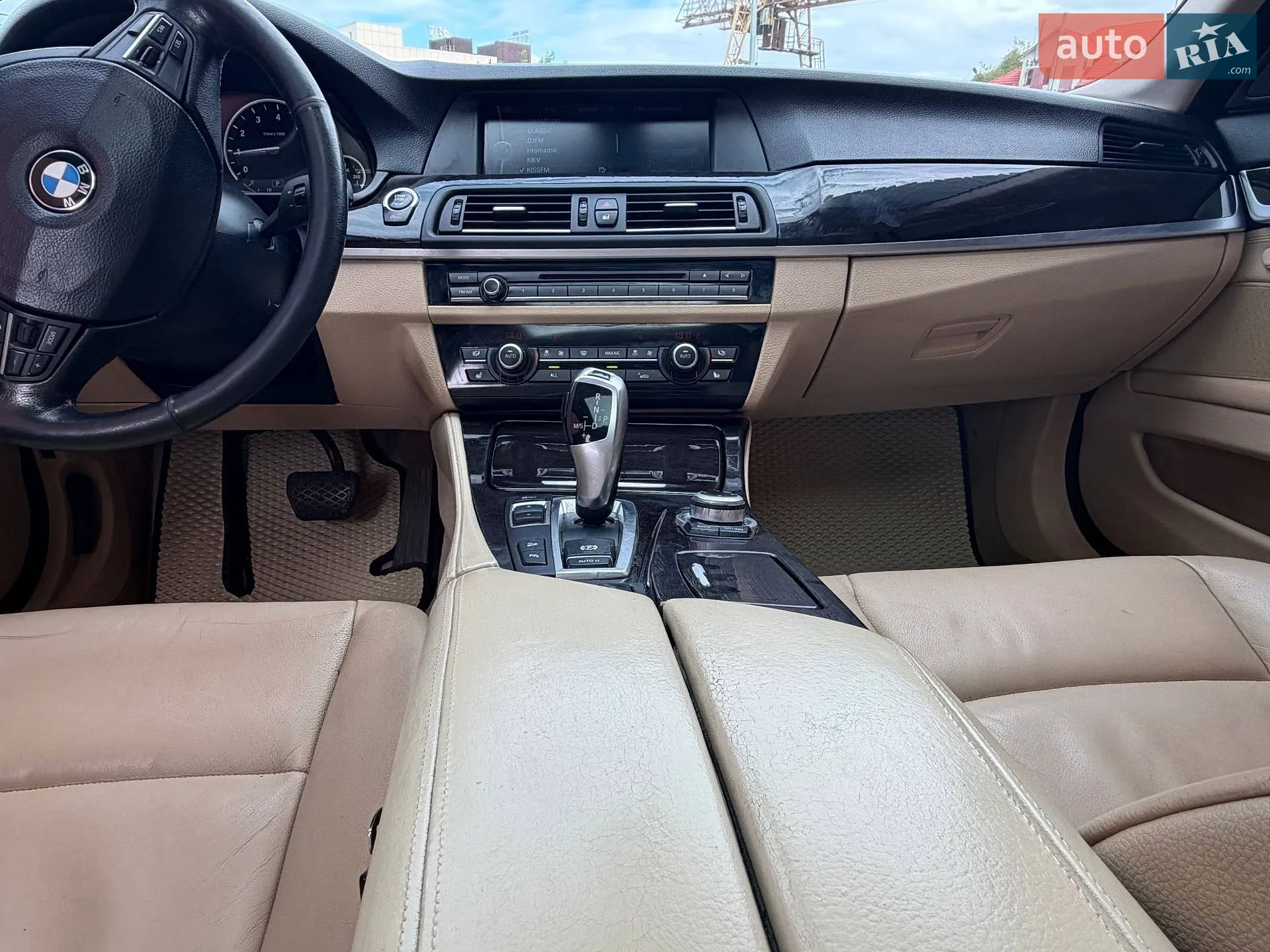 2011 BMW 5er - мініатюра 21