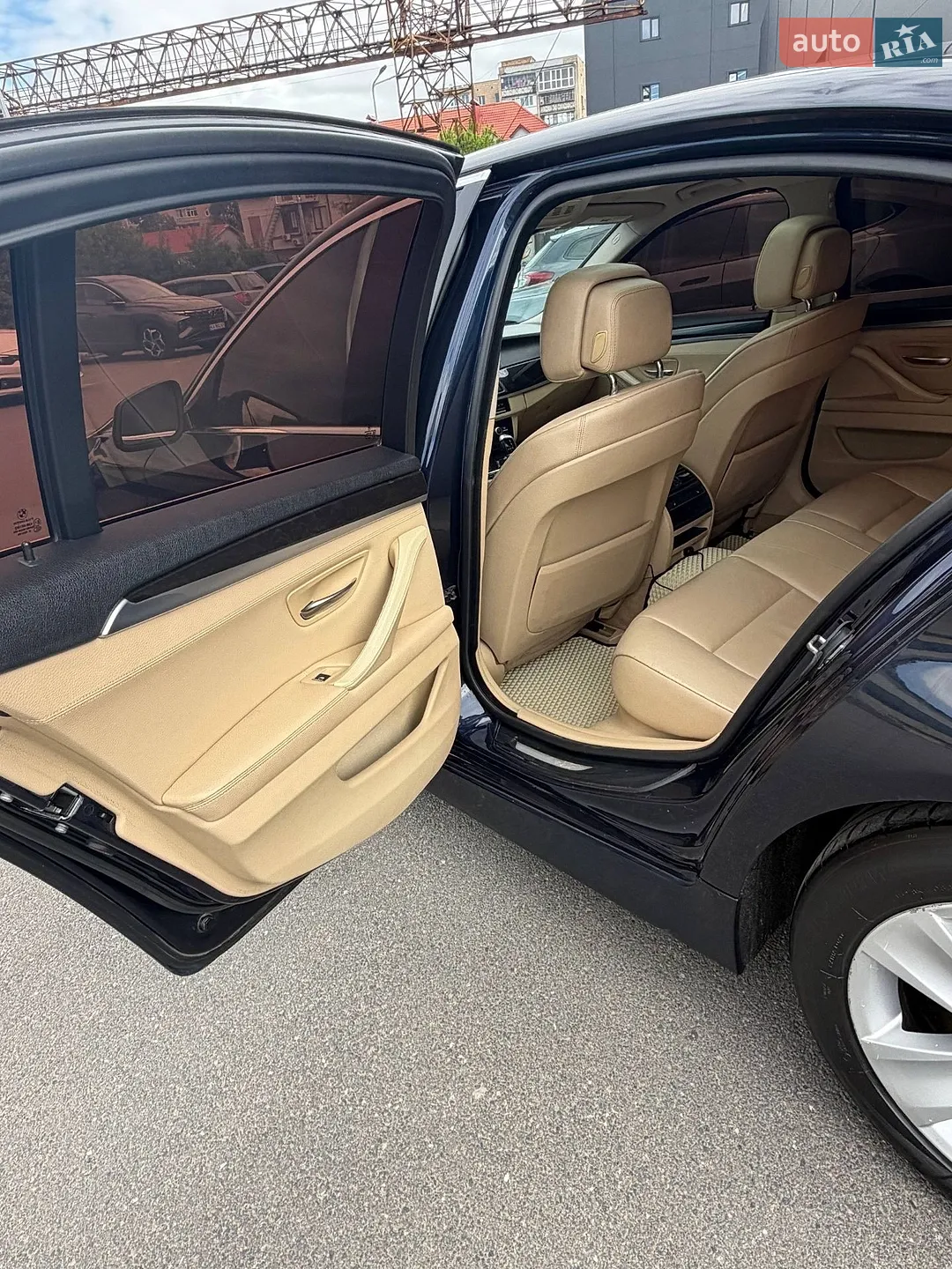 2011 BMW 5er - мініатюра 28