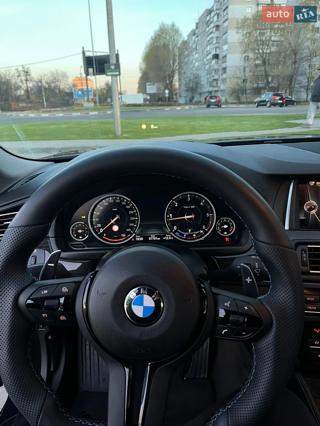 2015 BMW 5er - мініатюра 13