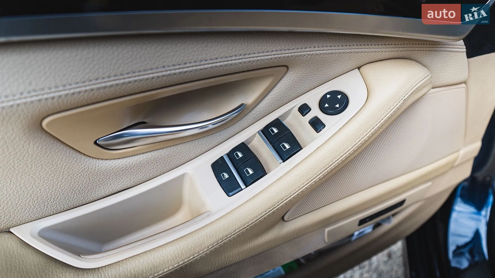 2013 BMW 5er - мініатюра 22