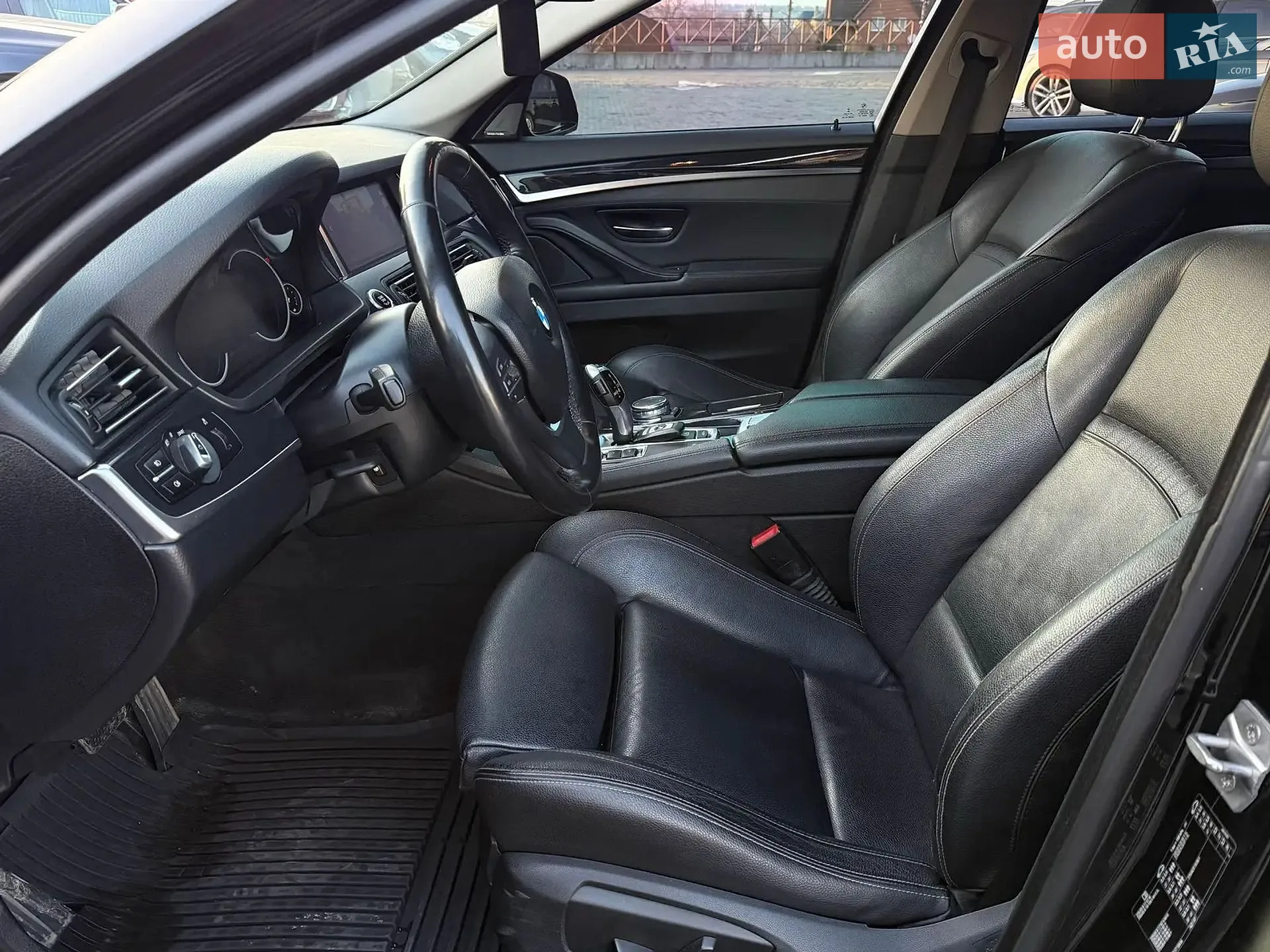 2015 BMW 5er - мініатюра 13