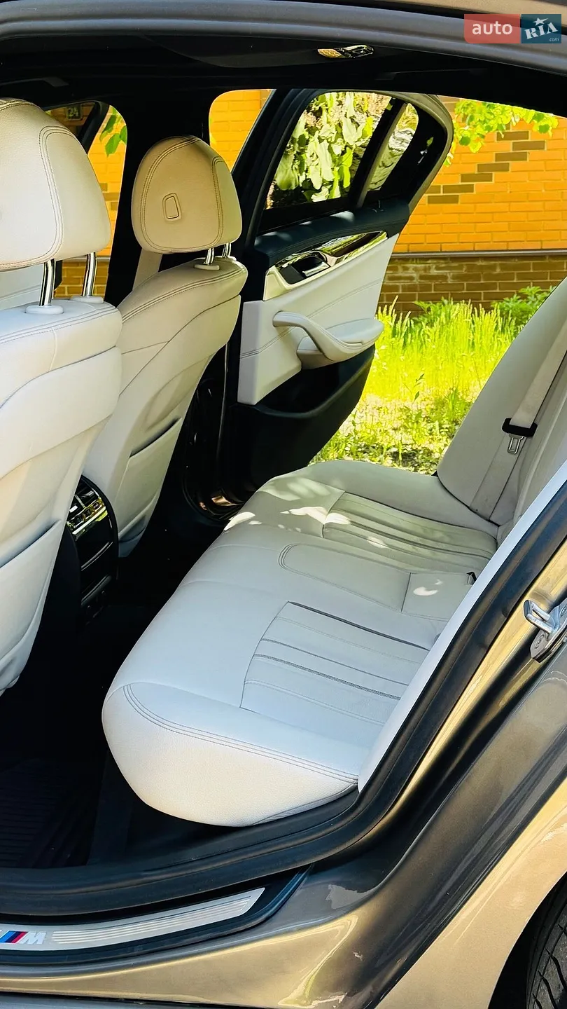 2018 BMW 5er - мініатюра 18