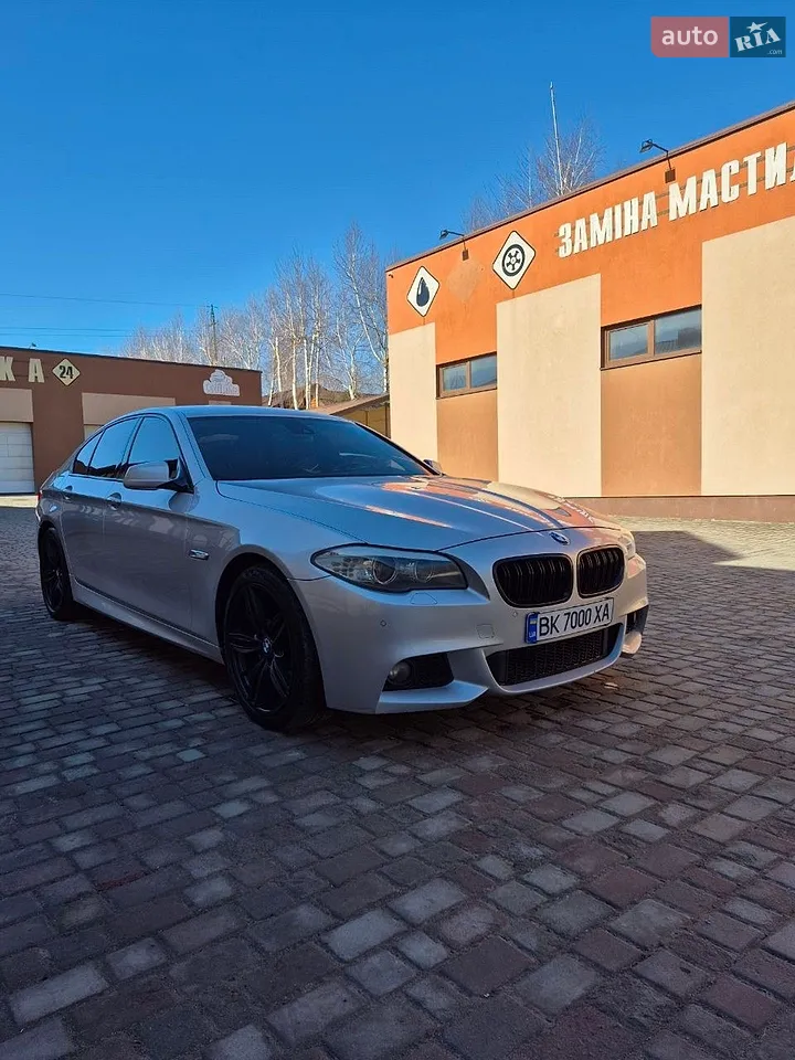 2011 BMW 5er - мініатюра 8