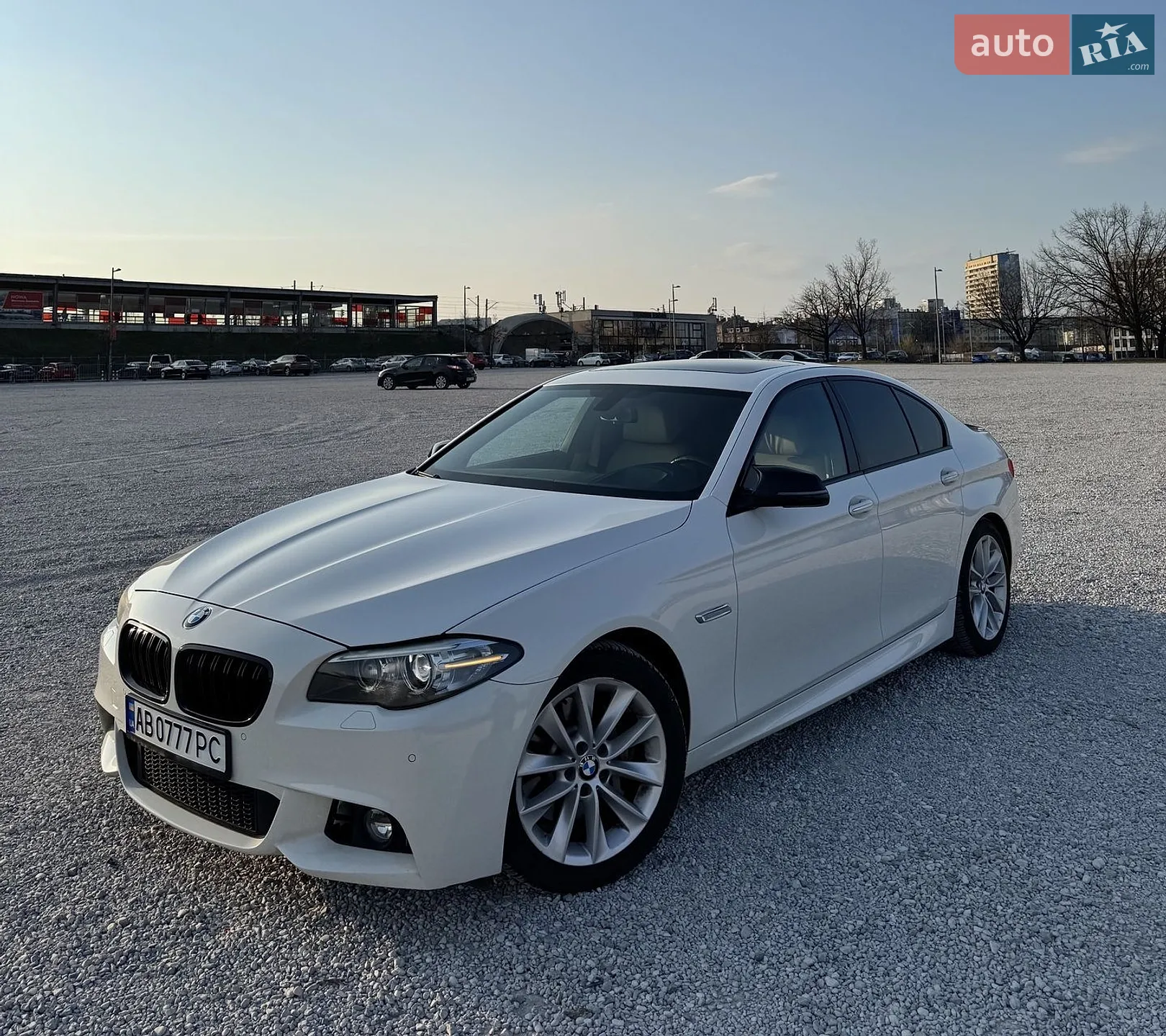 2014 BMW 5er - мініатюра 6