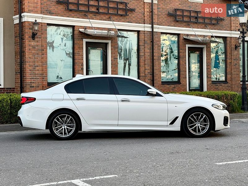 Седан BMW 5 Series 2017 в Киеве