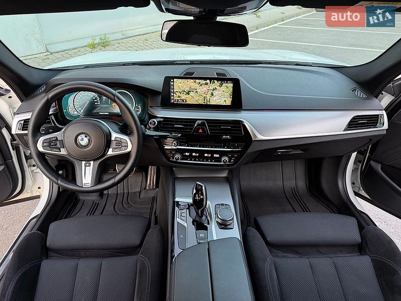 Седан BMW 5 Series 2017 в Киеве