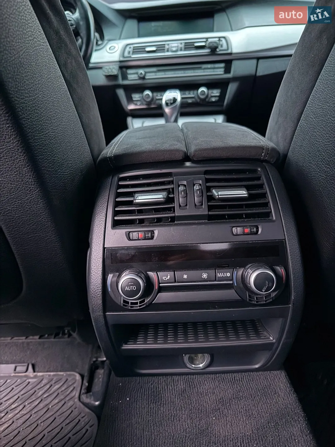2012 BMW 5er - мініатюра 21