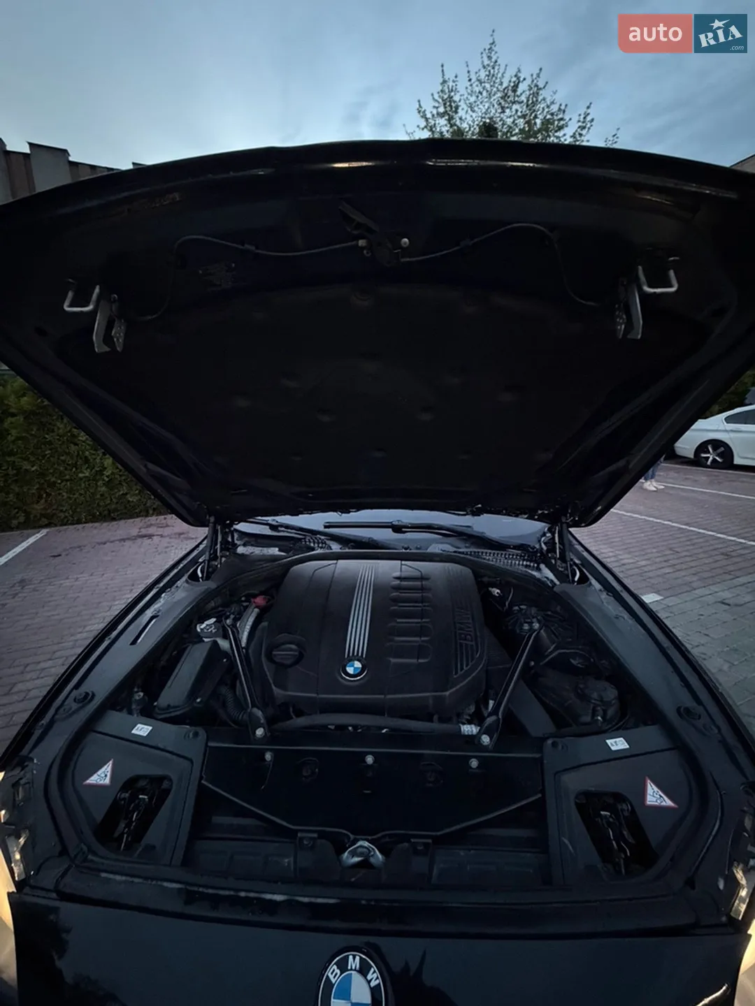 2010 BMW 5er - мініатюра 19
