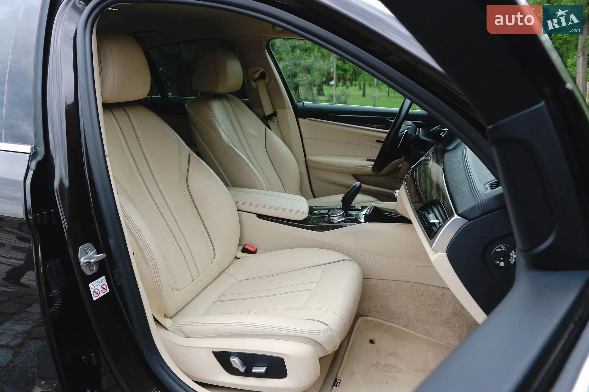 2017 BMW 5er - мініатюра 41