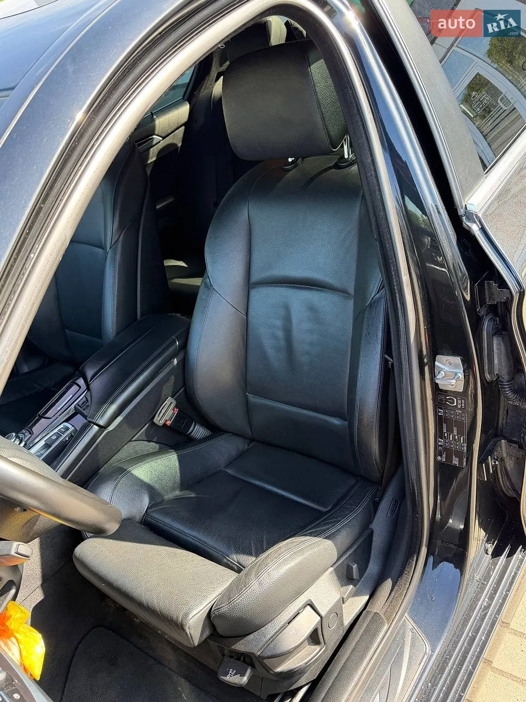 2011 BMW 5er - мініатюра 10