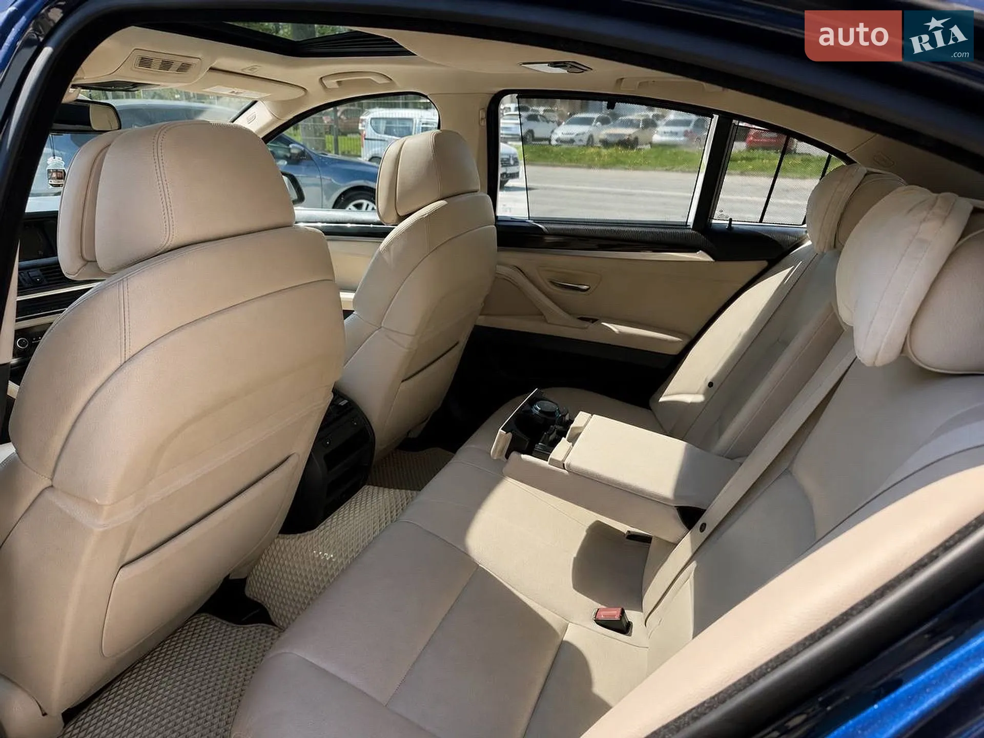 2011 BMW 5er - мініатюра 8