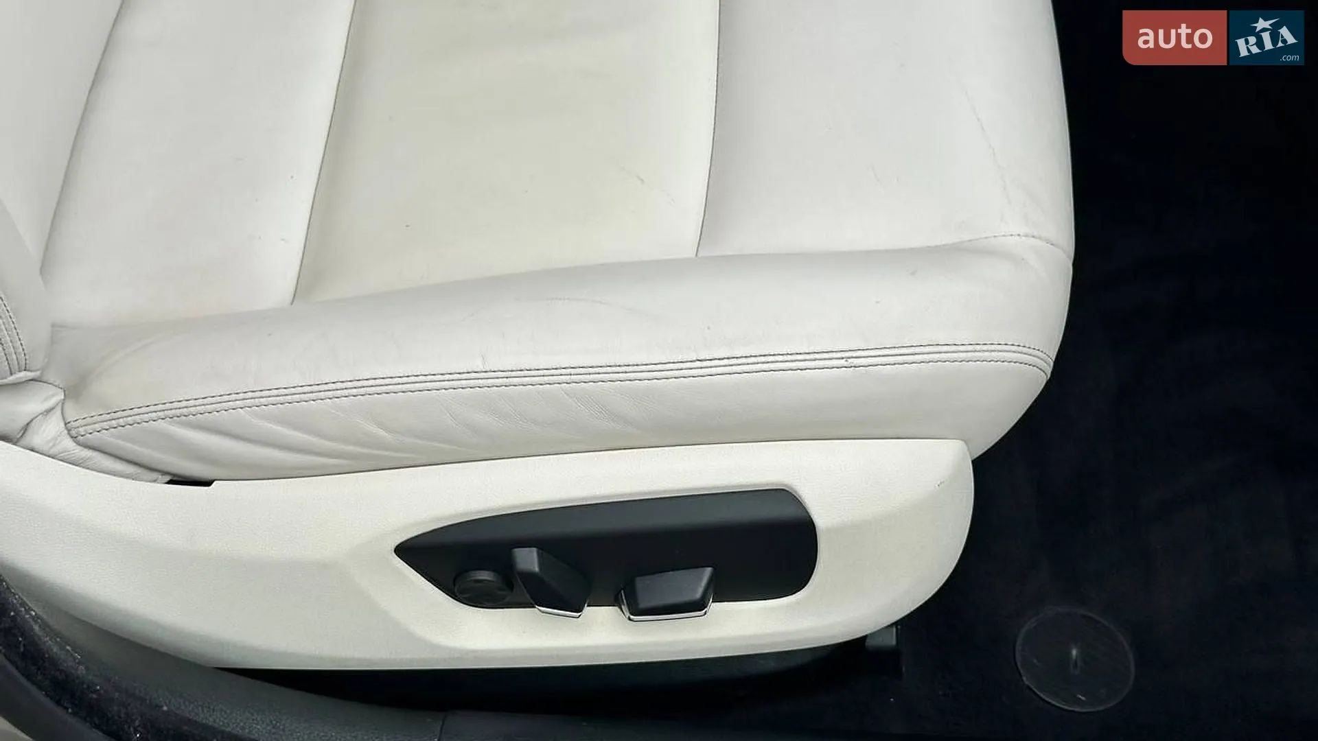 2014 BMW 5er - мініатюра 22