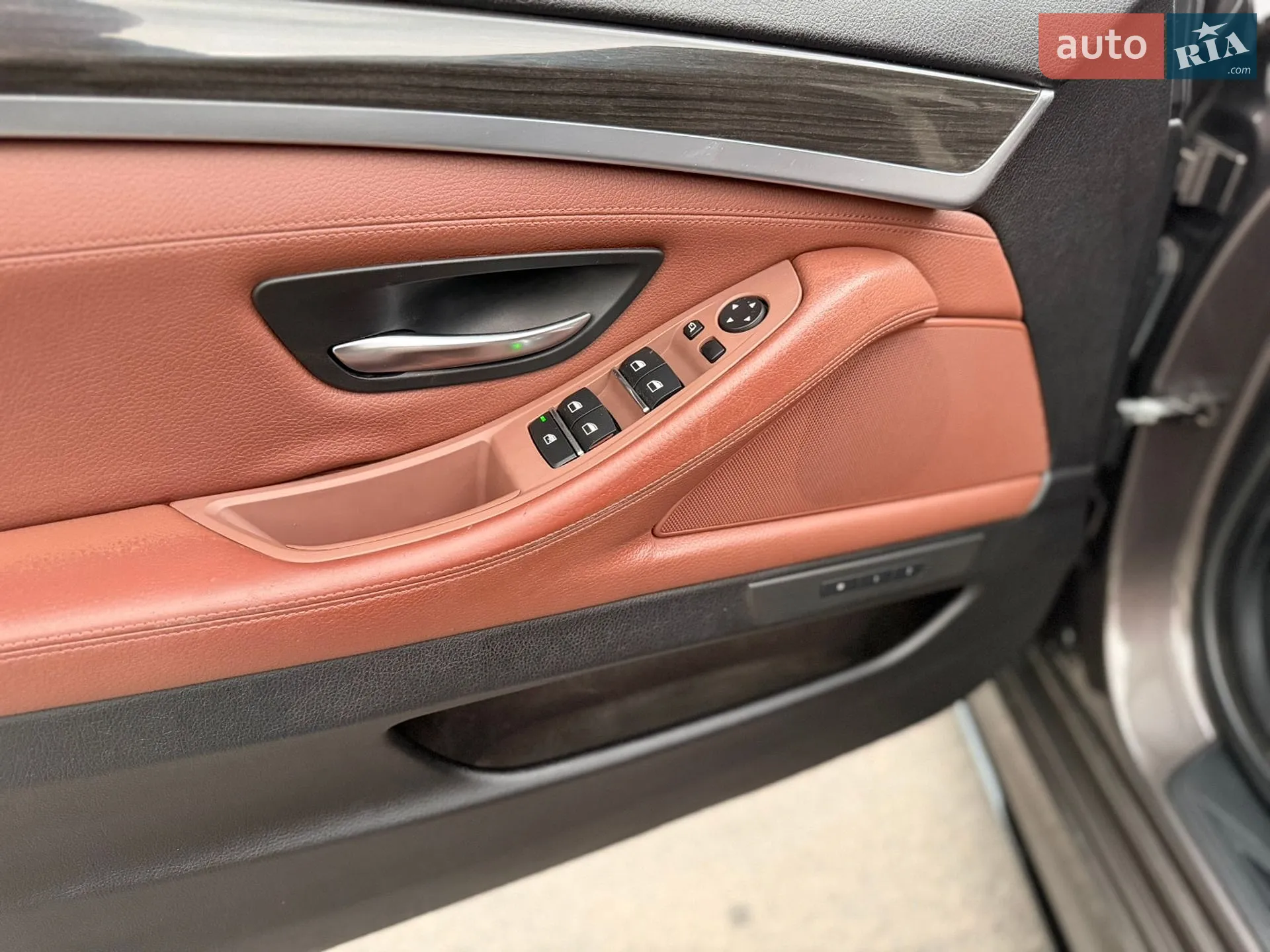 2011 BMW 5er - мініатюра 13