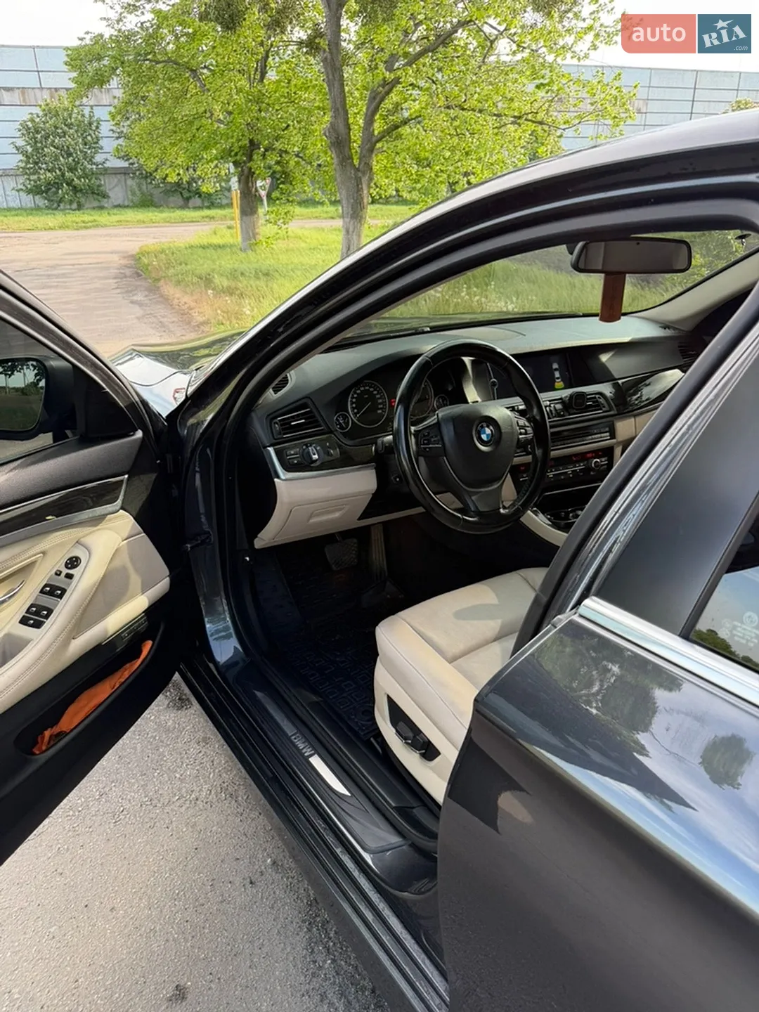 2010 BMW 5er - мініатюра 18