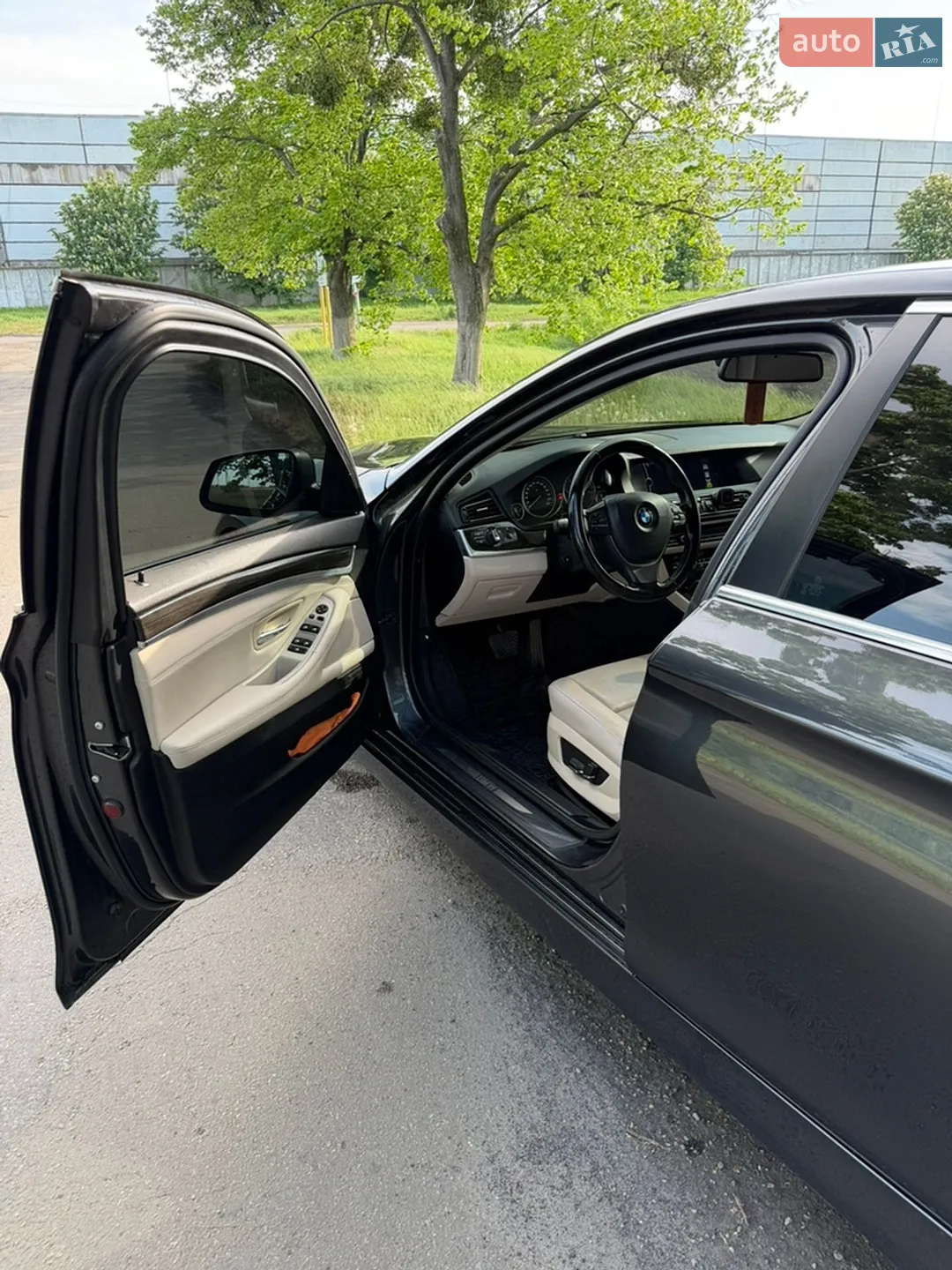 2010 BMW 5er - мініатюра 22