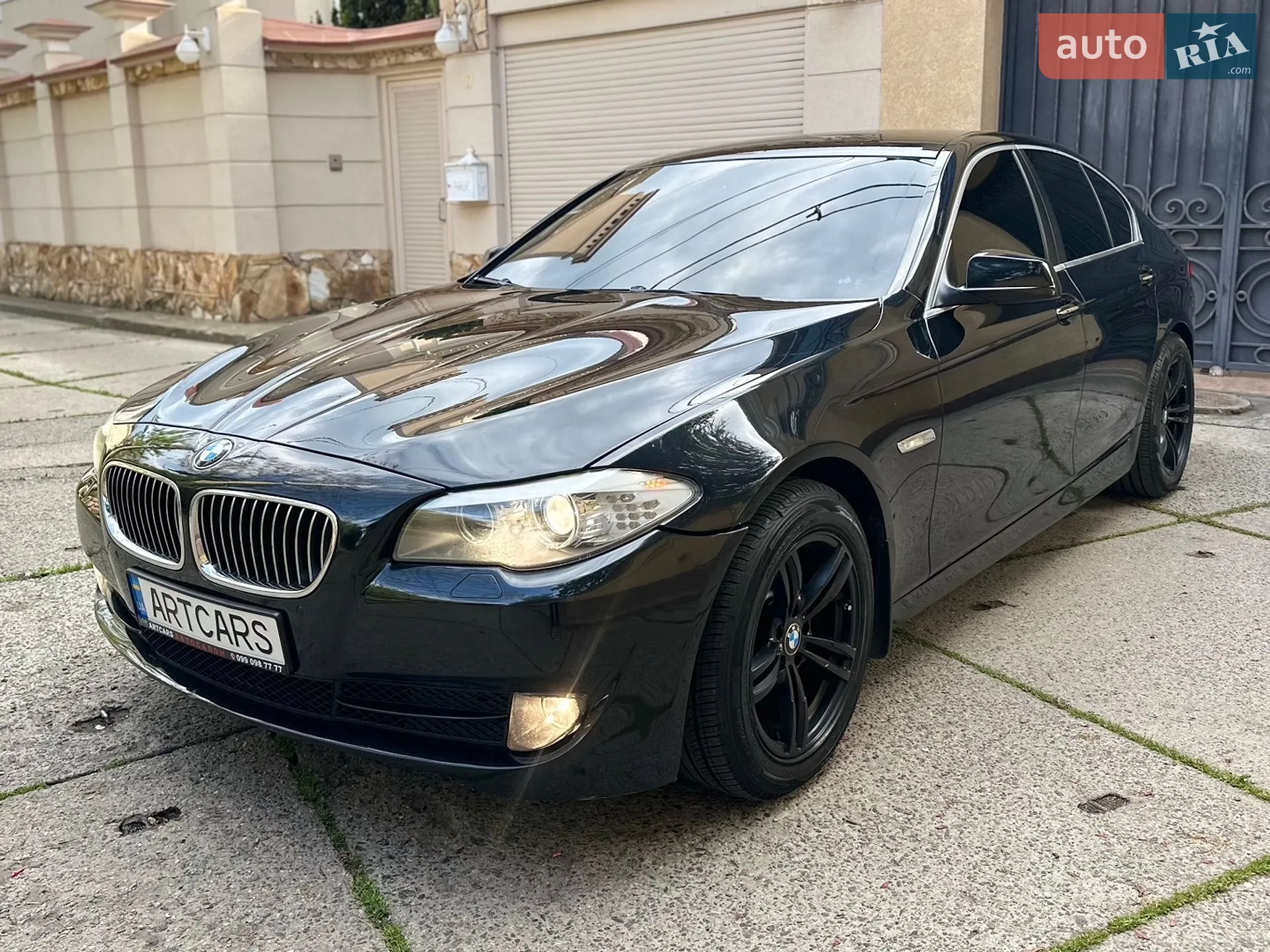 2012 BMW 5er - мініатюра 2