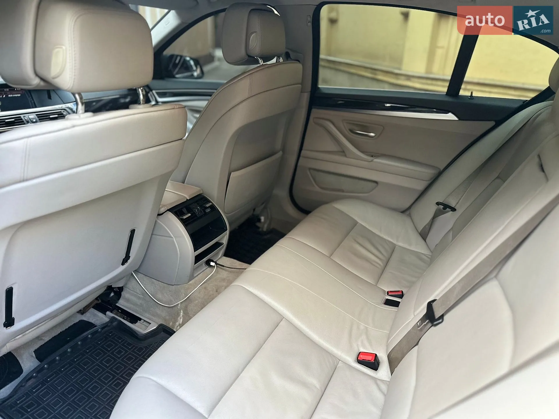 2012 BMW 5er - мініатюра 30