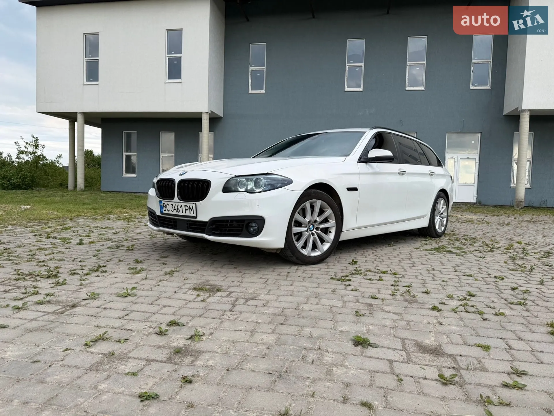 2015 BMW 5er - мініатюра 2