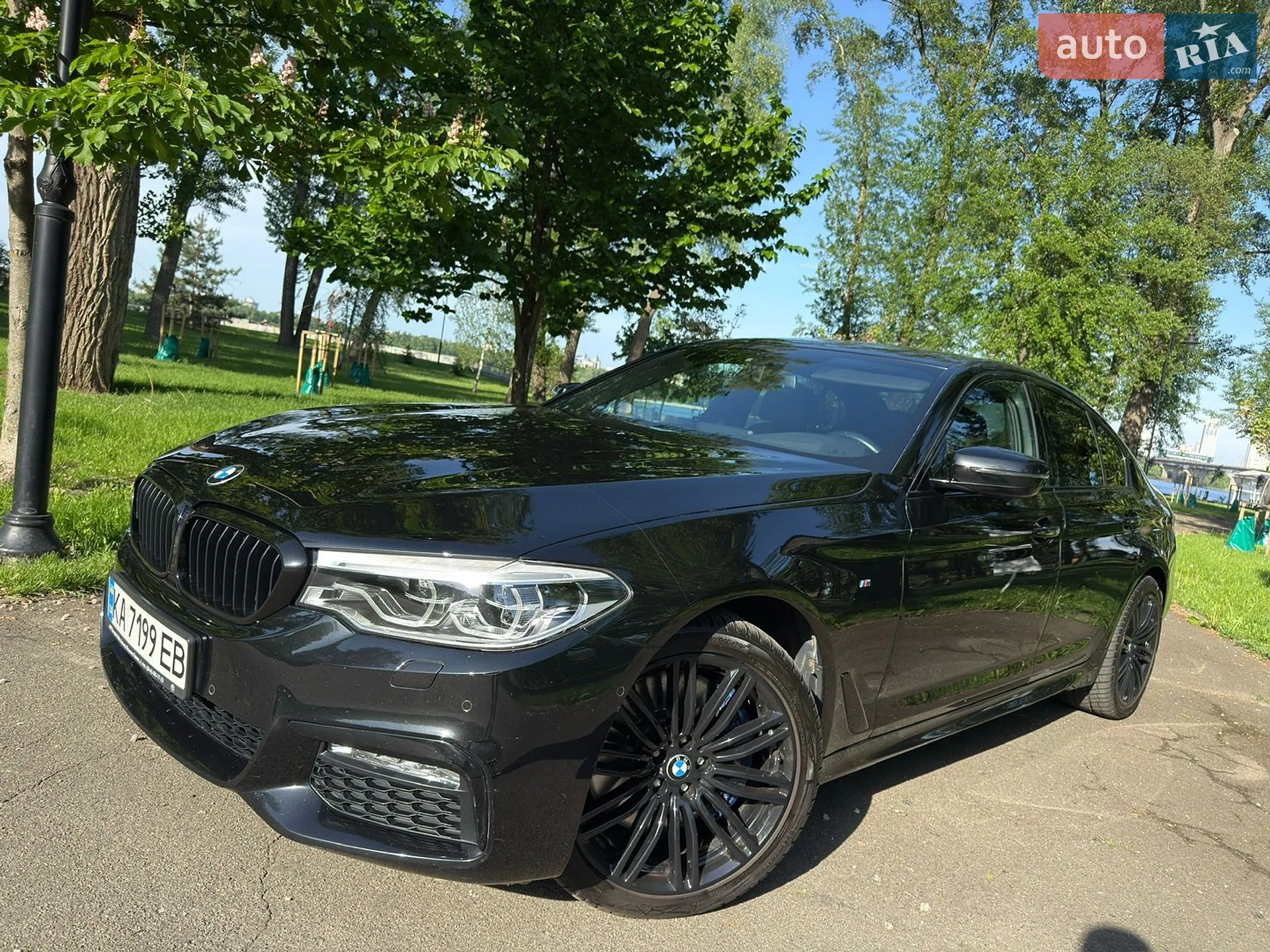 2017 BMW 5er - мініатюра 2