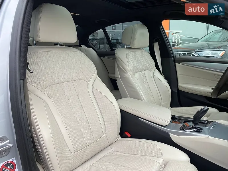 BMW 5 Series 2017 VIN WBAJD51080BC81425 фото оголошення 33 з 76