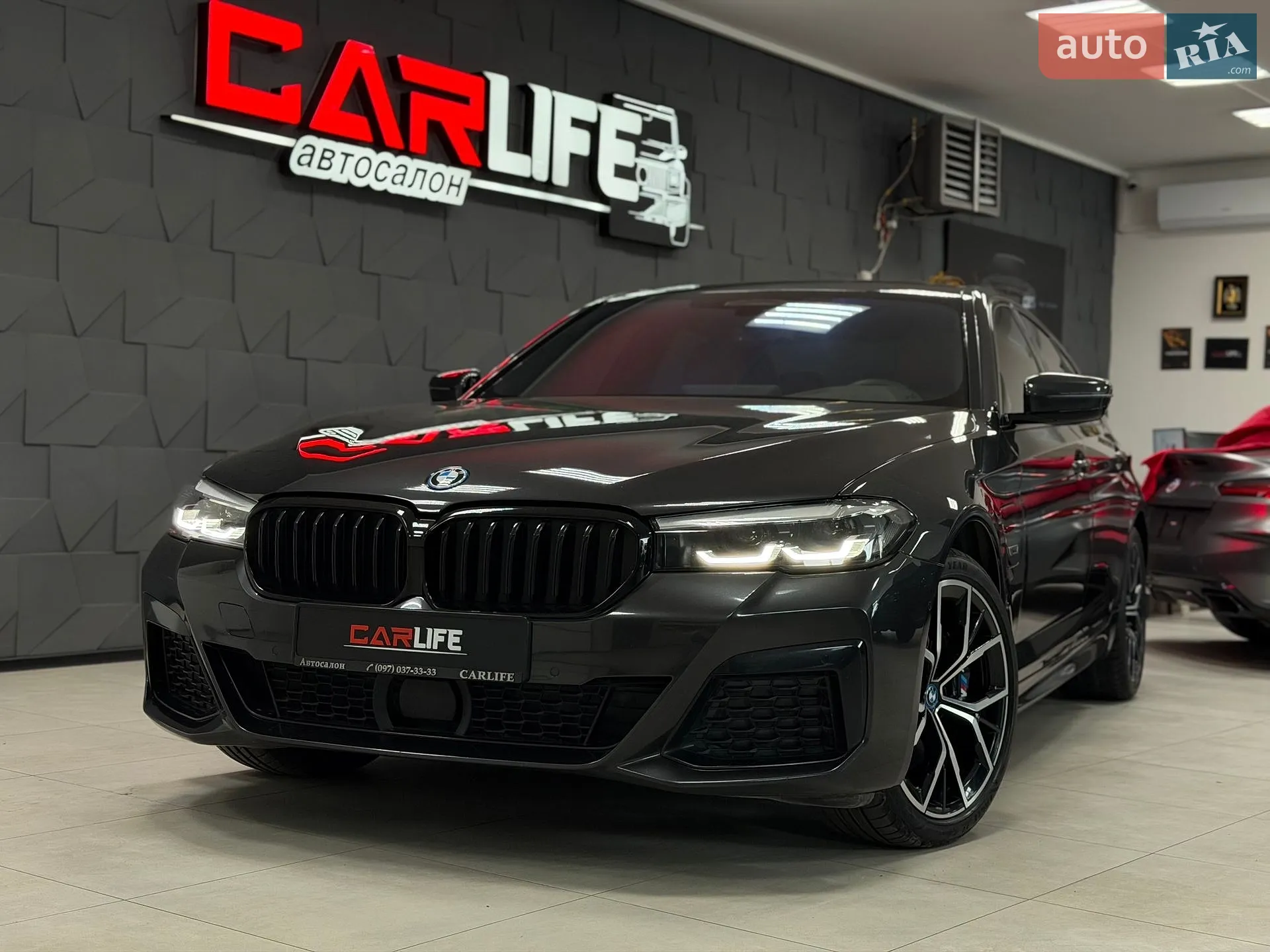 2021 BMW 5er - мініатюра 3