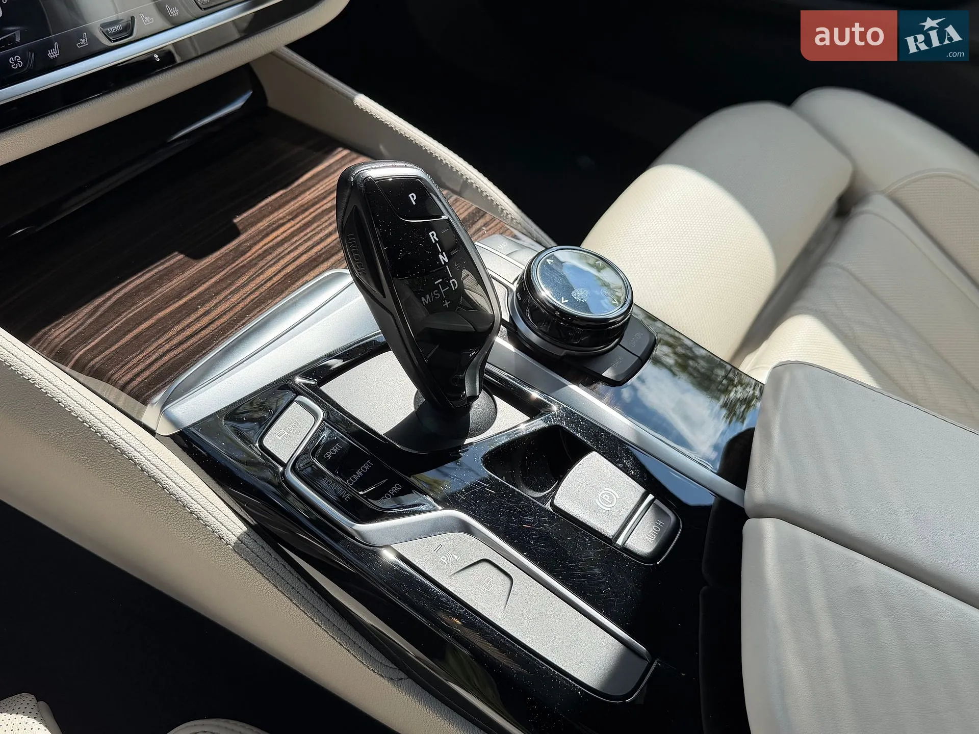 2017 BMW 5er - мініатюра 33