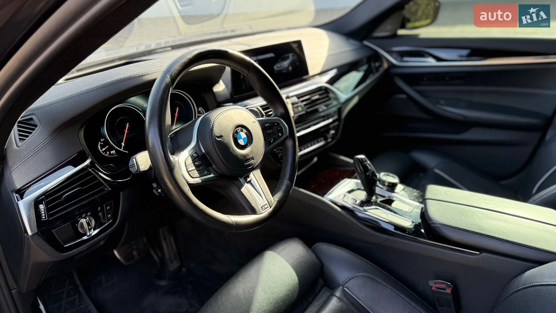 2017 BMW 5er - мініатюра 19