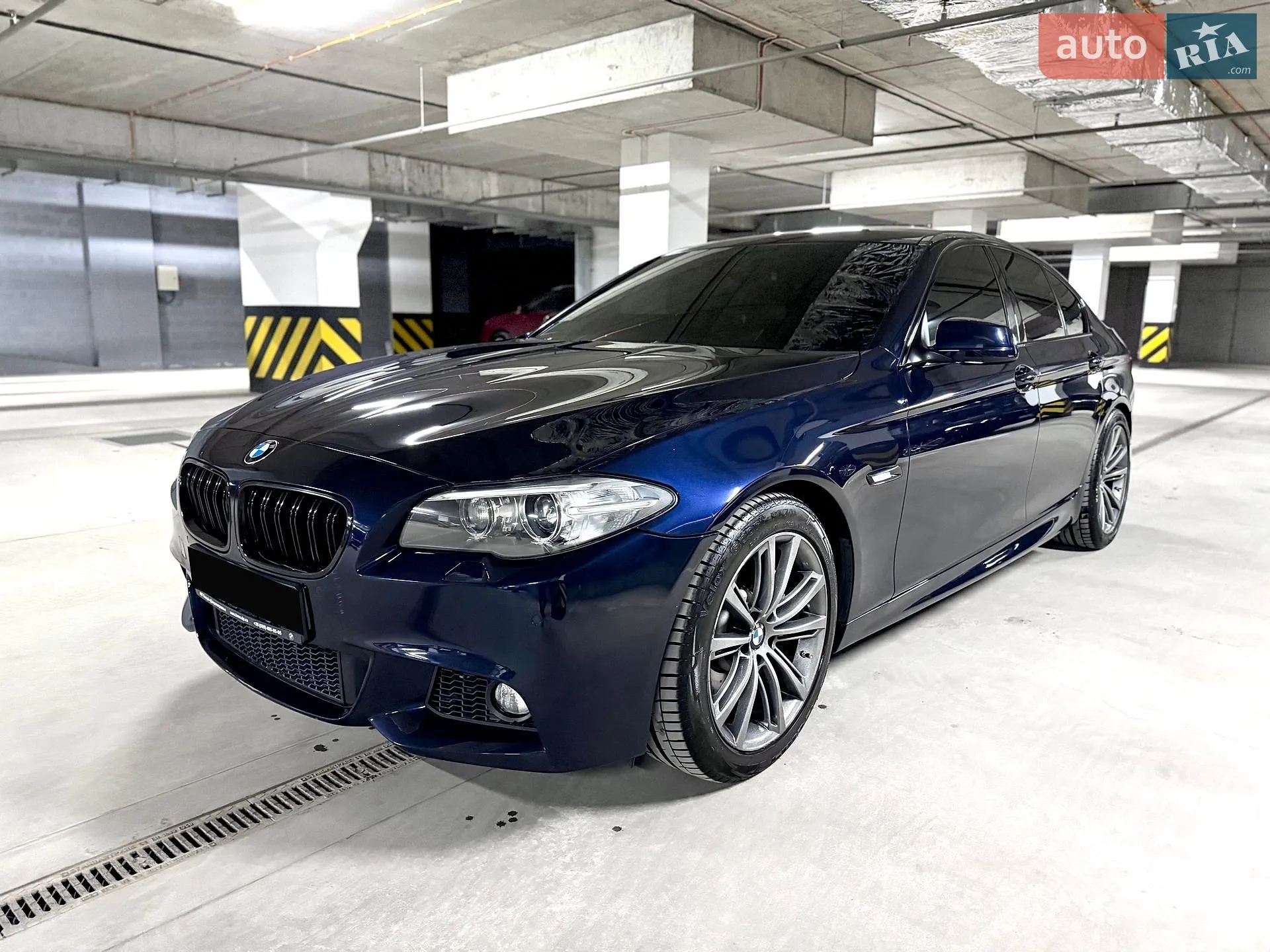 2012 BMW 5er - мініатюра 2