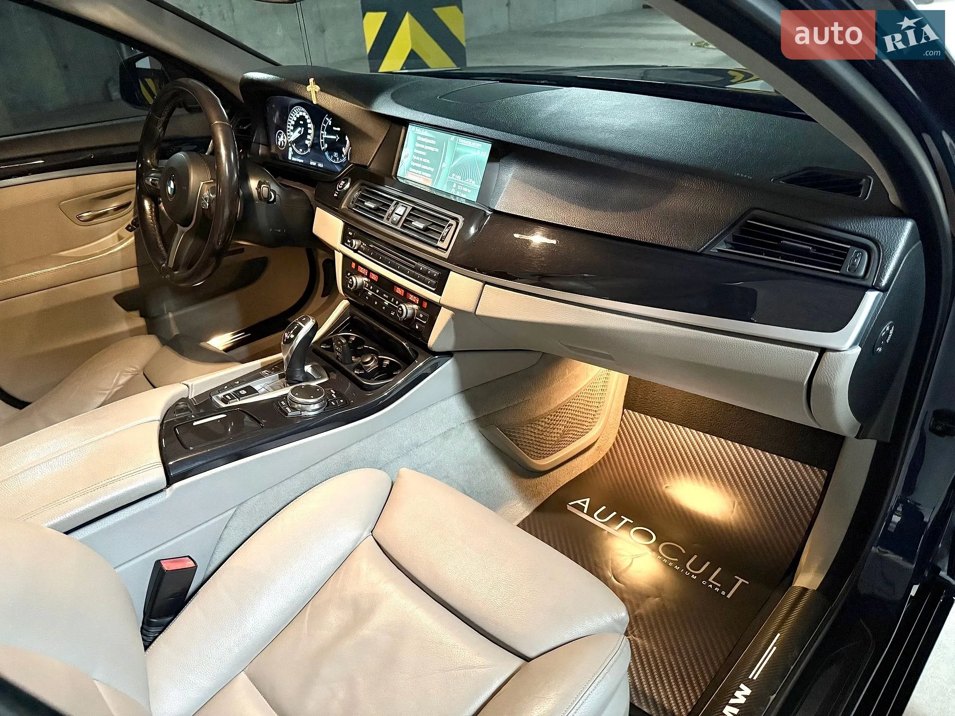 2012 BMW 5er - мініатюра 26