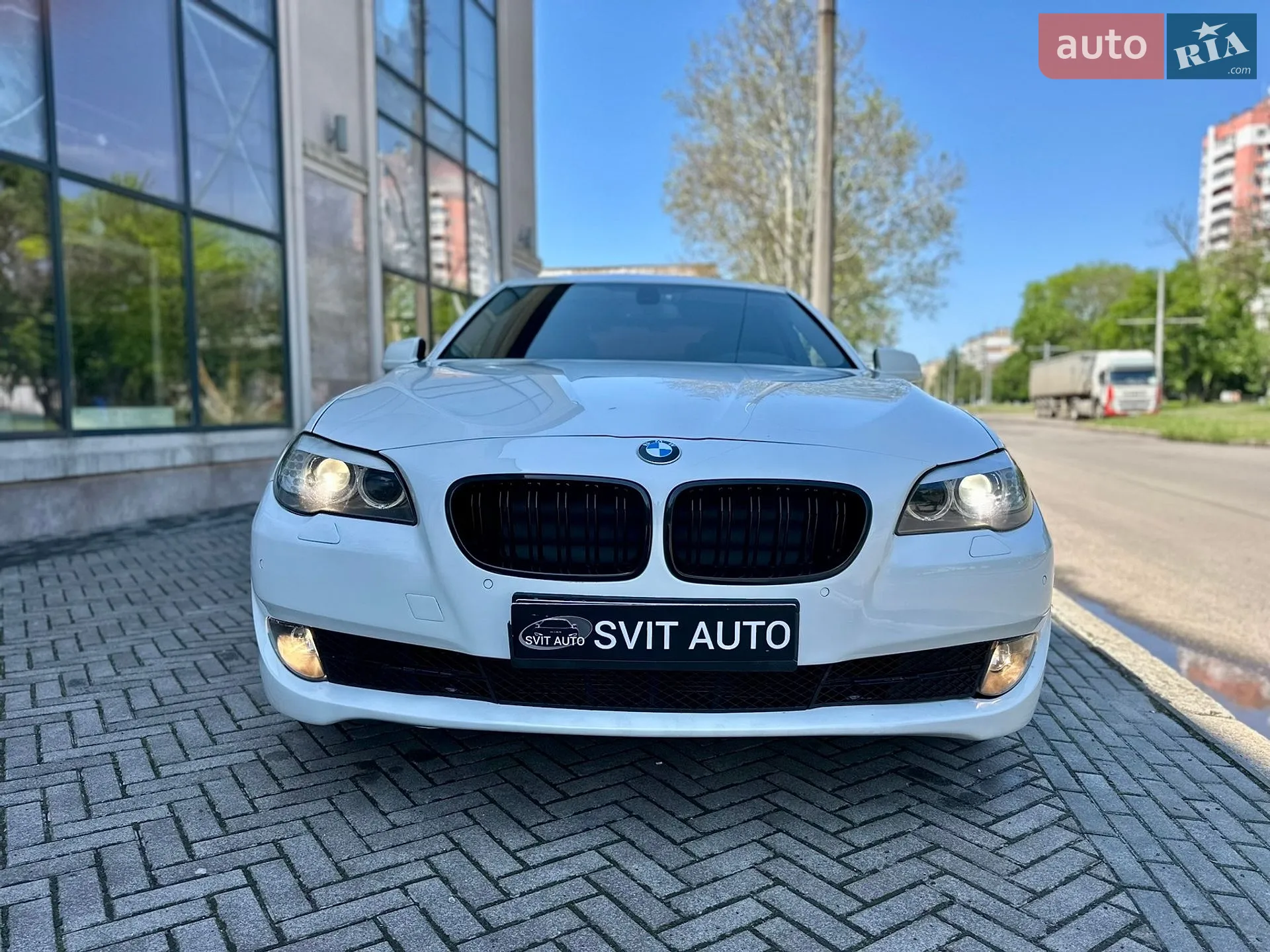 2011 BMW 5er - мініатюра 5