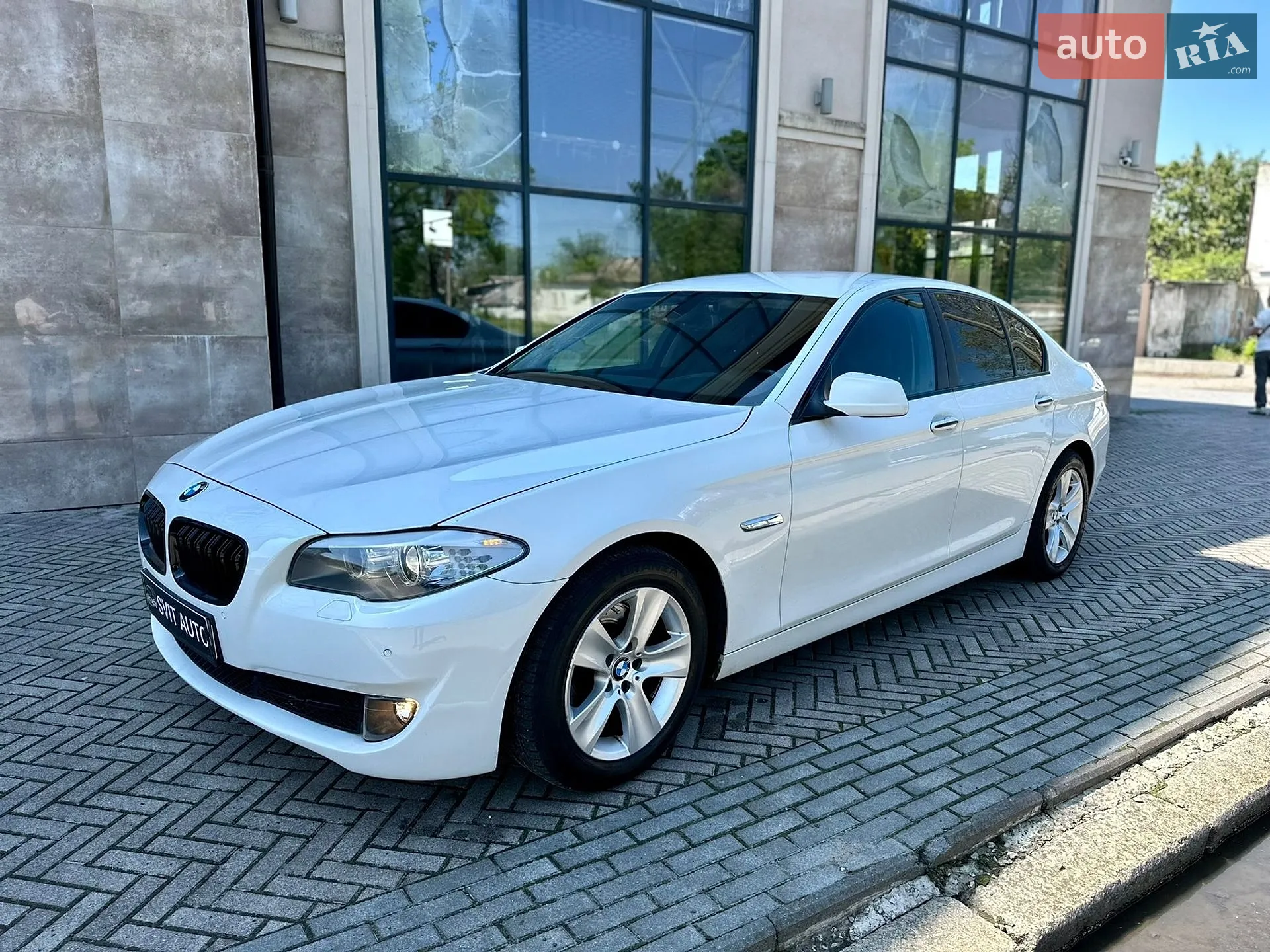 2011 BMW 5er - мініатюра 15