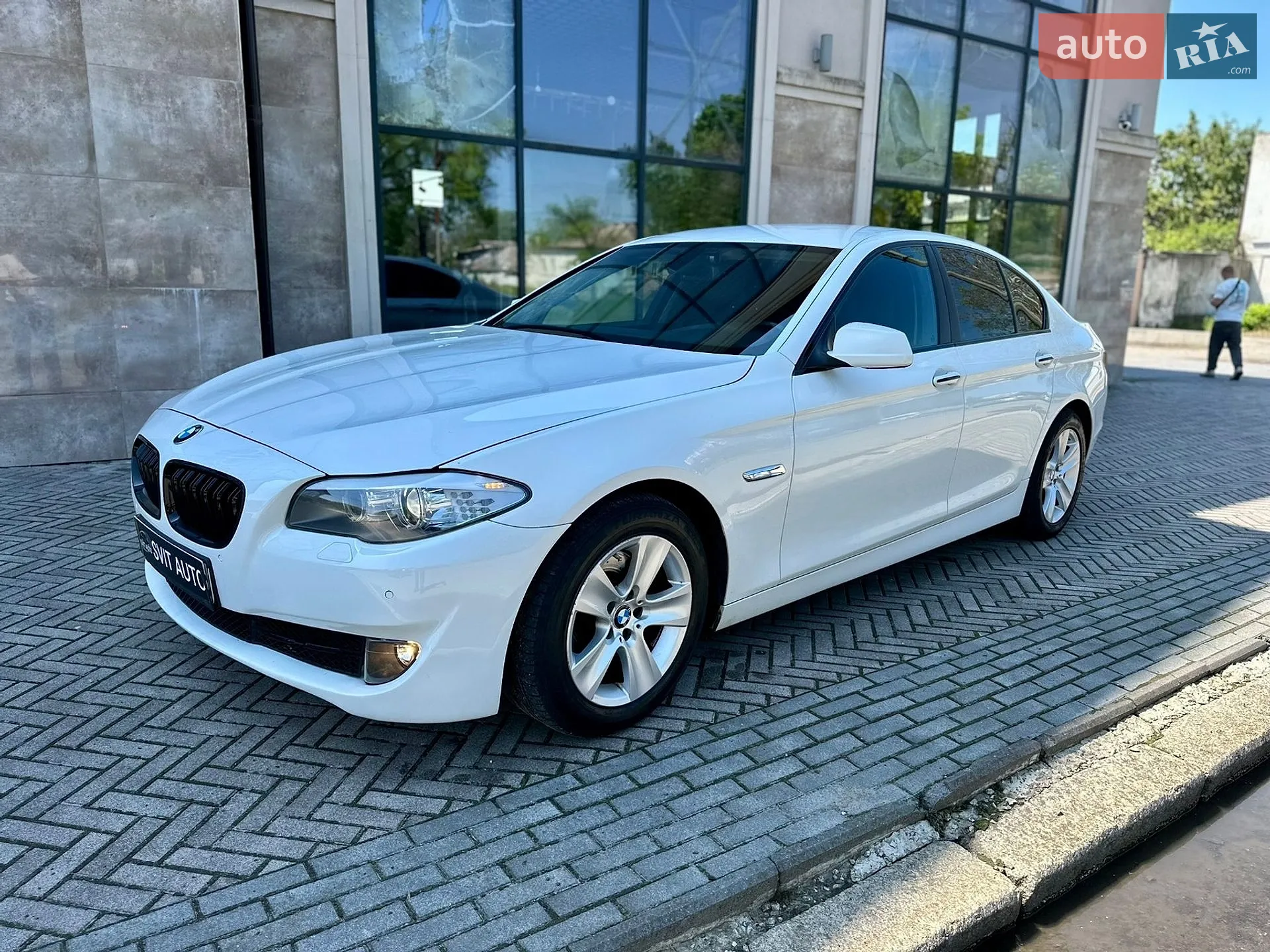 2011 BMW 5er - мініатюра 16