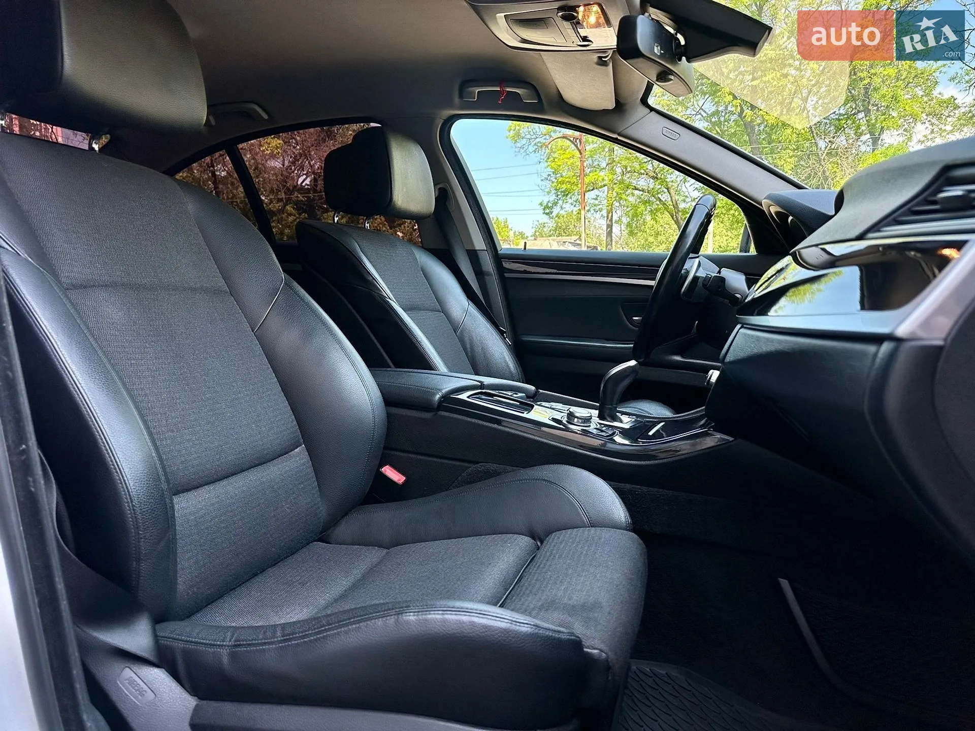 2011 BMW 5er - мініатюра 24
