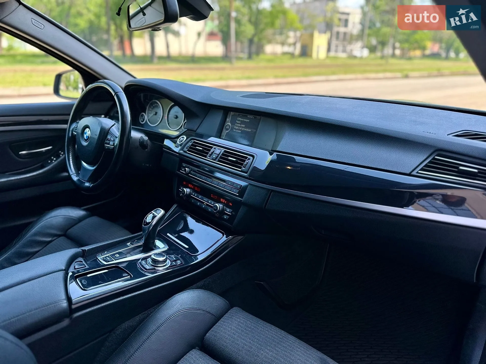 2011 BMW 5er - мініатюра 25