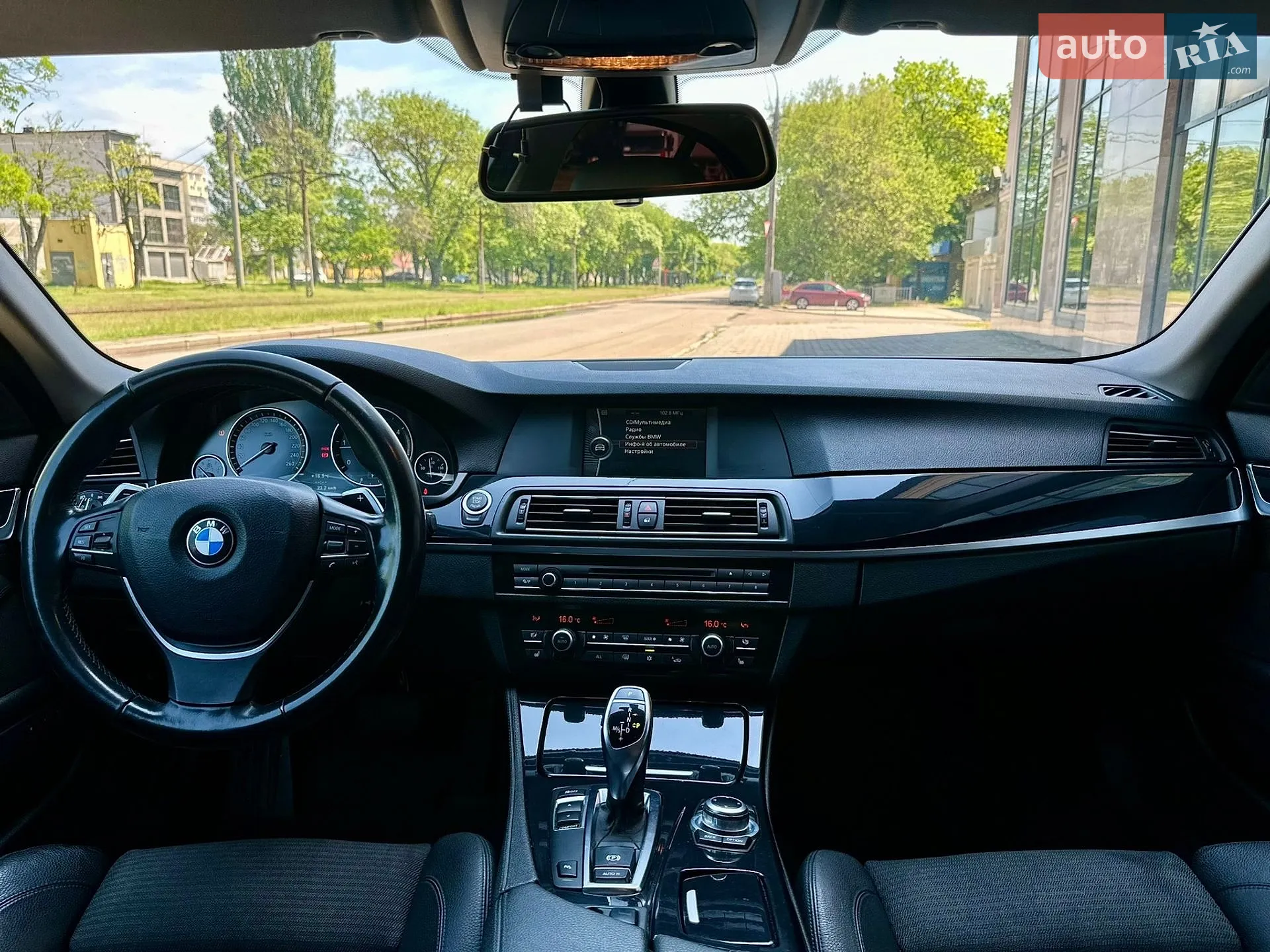 2011 BMW 5er - мініатюра 27