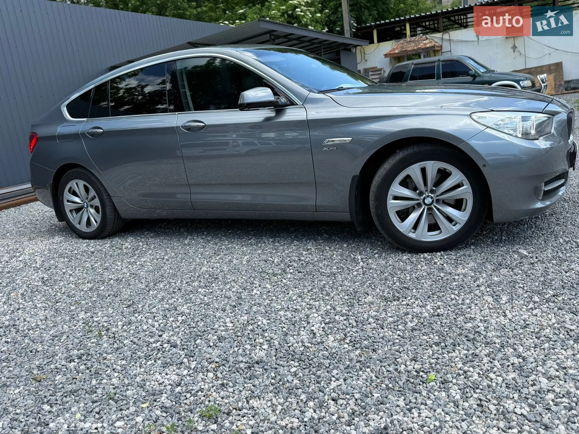 2010 BMW 5er - мініатюра 2