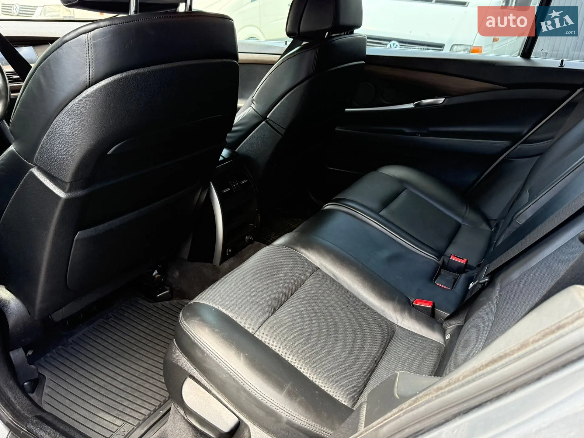 2010 BMW 5er - мініатюра 21