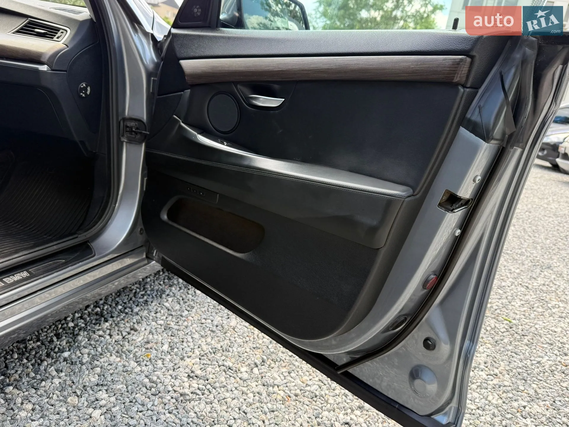 2010 BMW 5er - мініатюра 32
