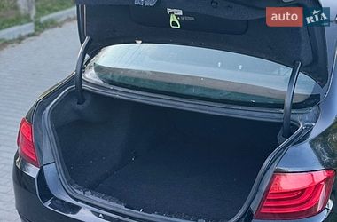 Седан BMW 5 Series 2012 в Мостиске