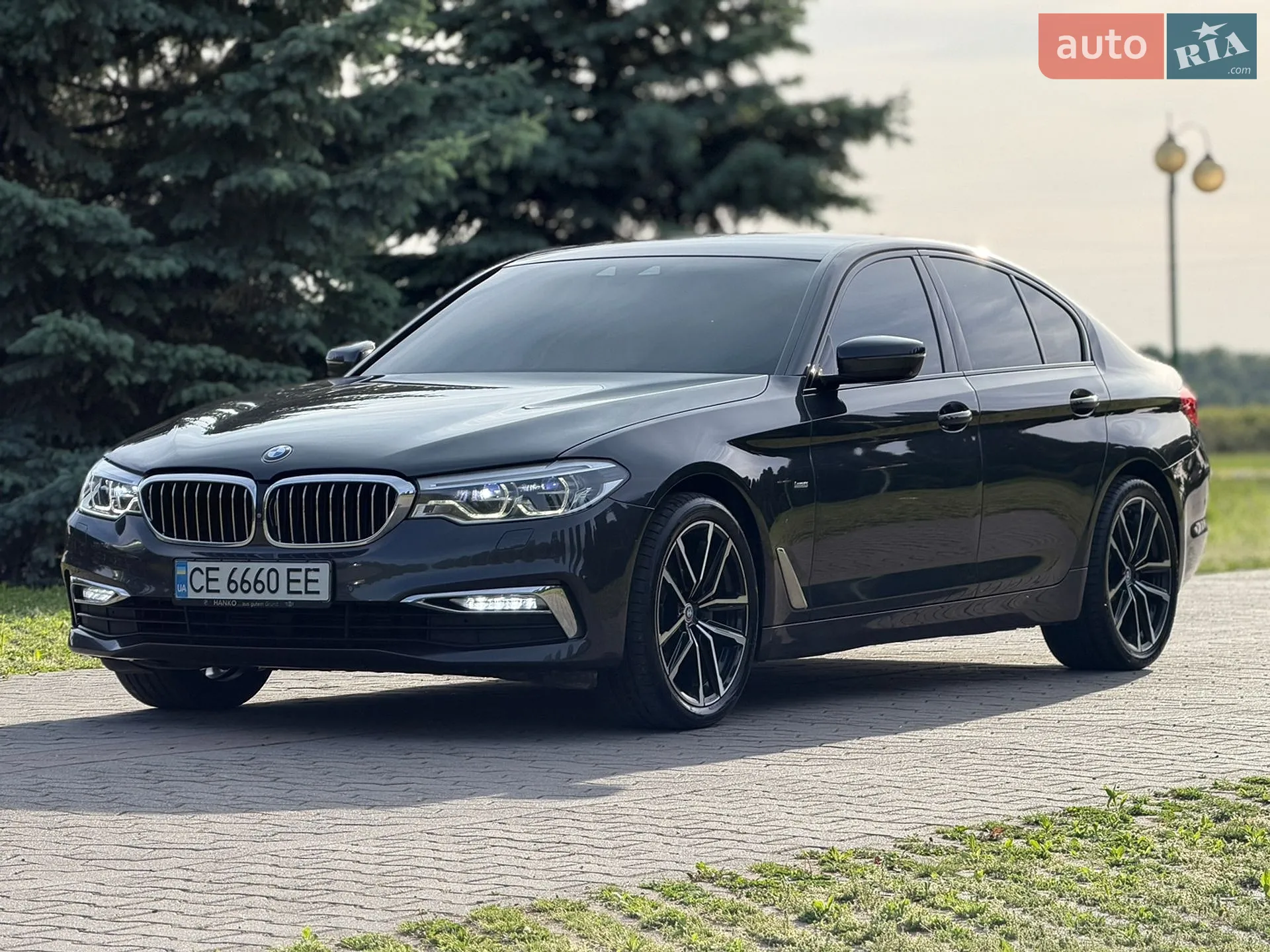 2017 BMW 5er - мініатюра 10