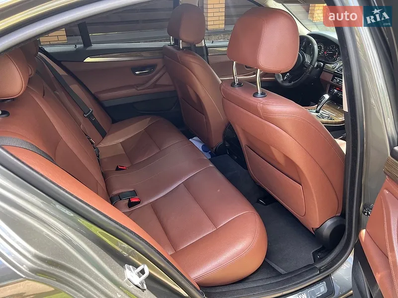 BMW 5 Series 2014 VIN WBA5D31080D576855 фото оголошення 9 з 61