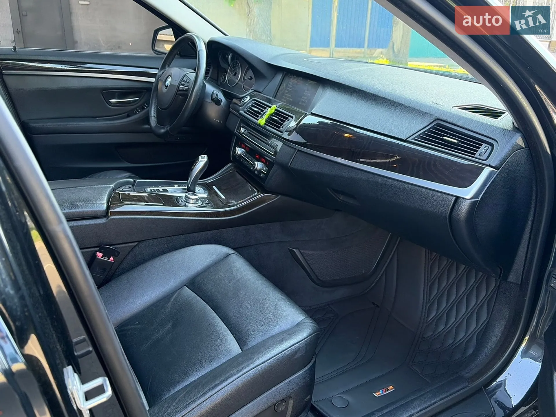 2013 BMW 5er - мініатюра 22