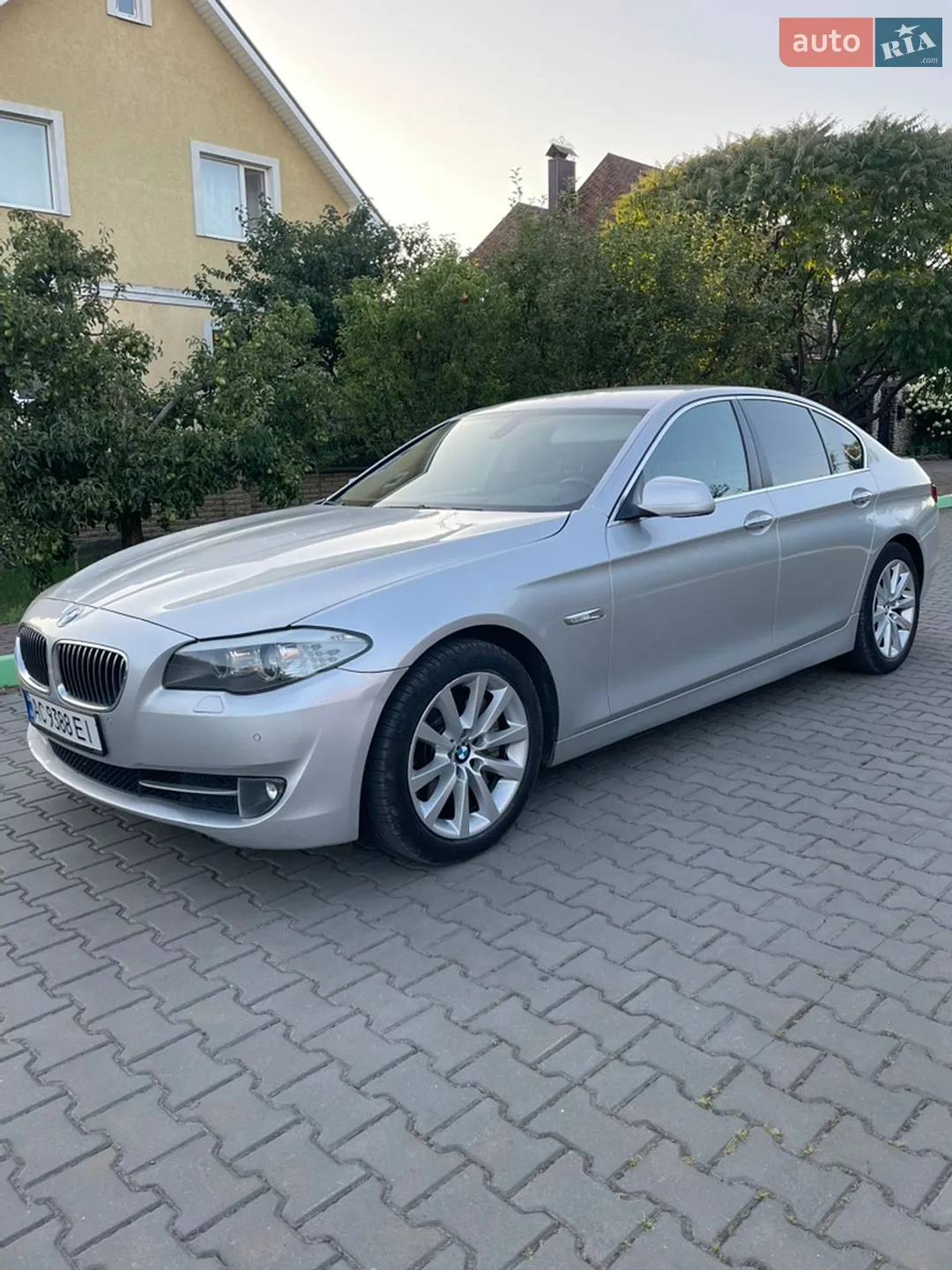 2010 BMW 5er - мініатюра 10