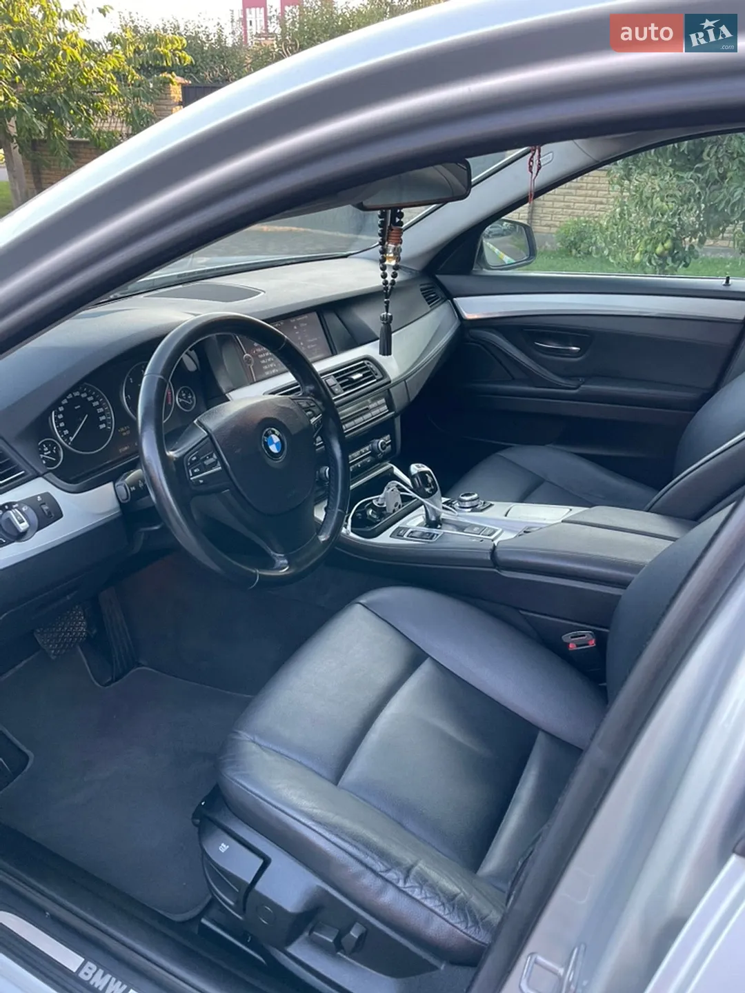 2010 BMW 5er - мініатюра 38